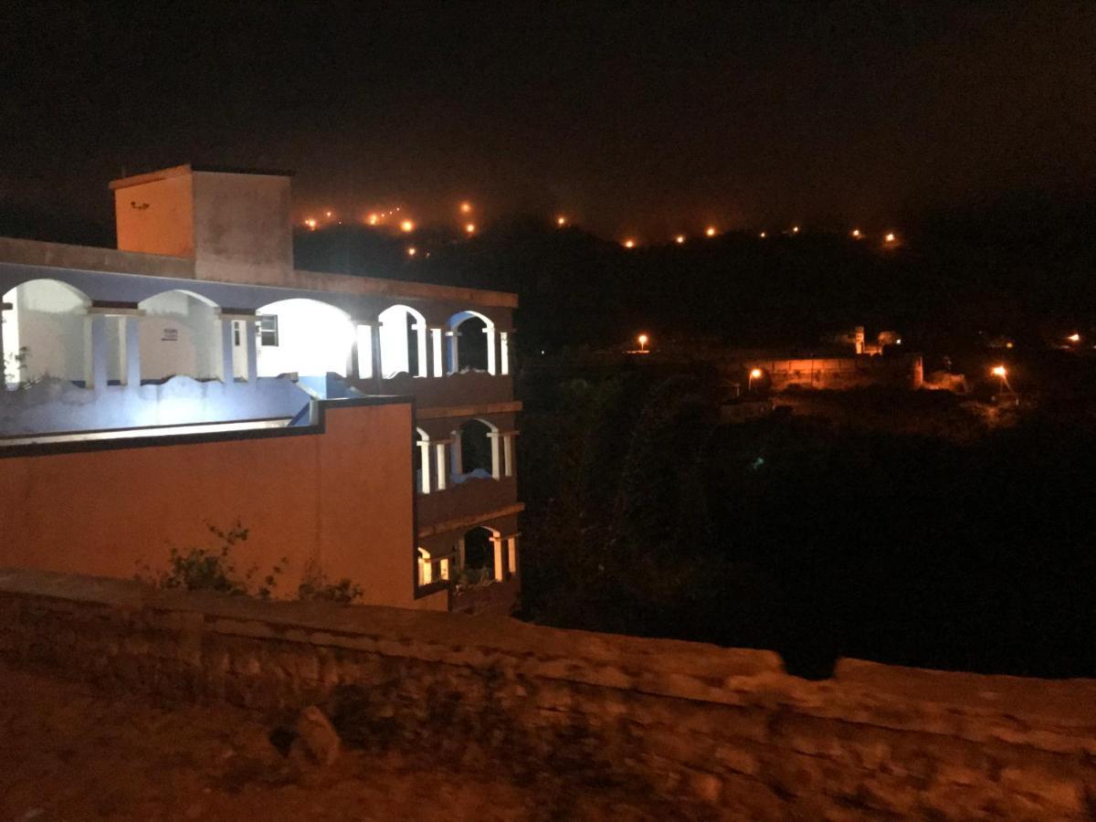 Djabraba'S Eco-Lodge Vila Nova Sintra المظهر الخارجي الصورة